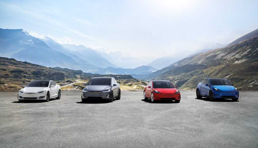 Портал: Tesla Model 3 и Y наиболее популярны среди подержанных автомобилей, цена стабильнее среднего